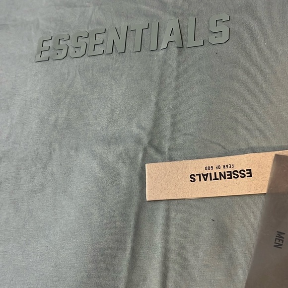 Fear of God Green Short Sleeve Tee Minimalist Design ( OVERSIZED ) - Picture 5 of 9